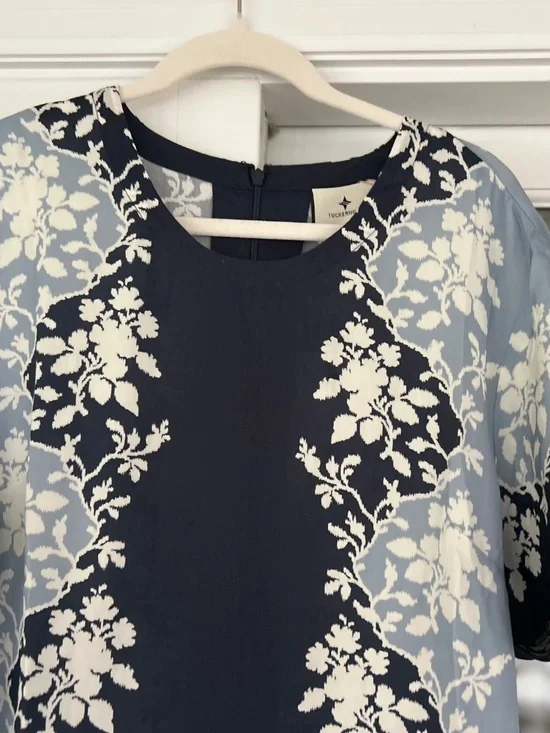 NWT Tuckernuck Blue Fog Pleated Liza Dress Floral XXL Tencel Lightweight Spring - Picture 3 of 11